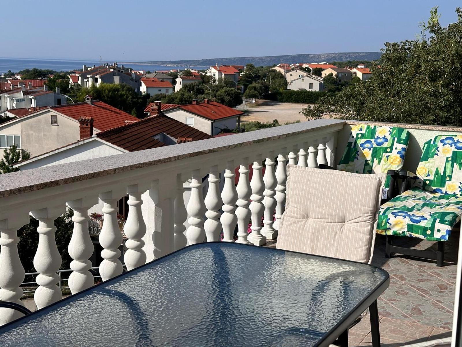 קרק Apartmani Djurda מראה חיצוני תמונה