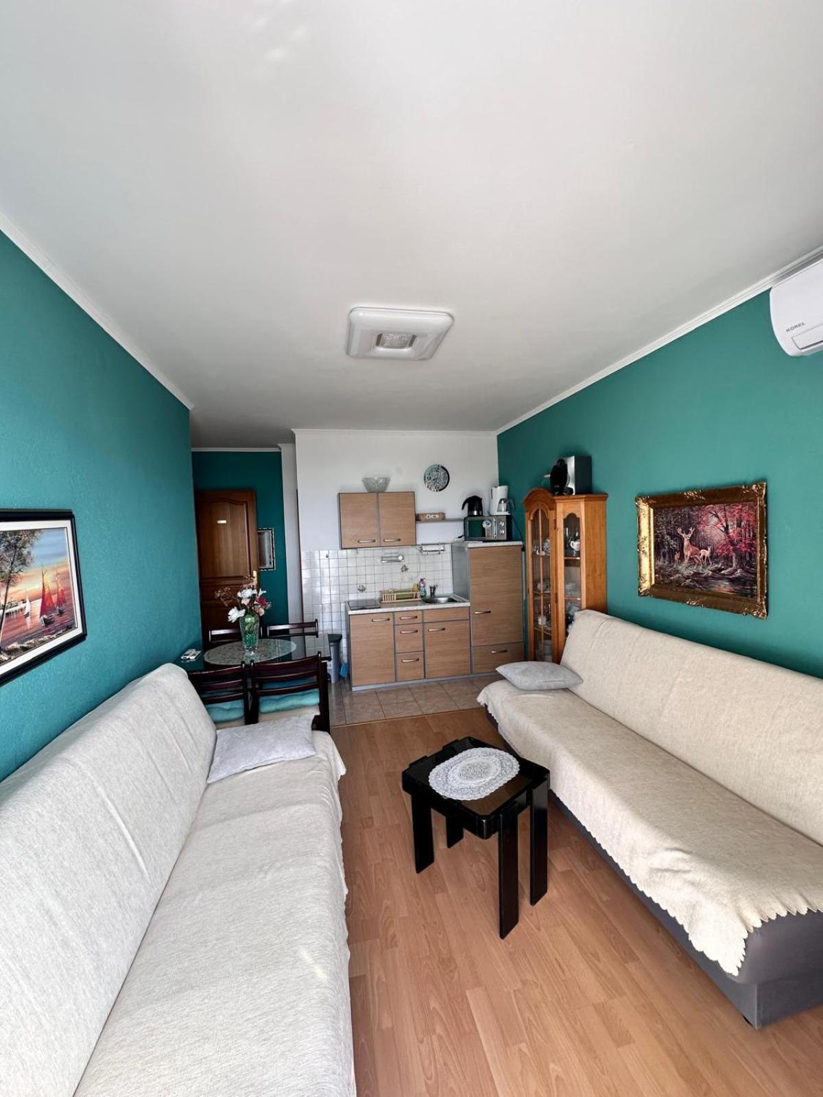 קרק Apartmani Djurda מראה חיצוני תמונה
