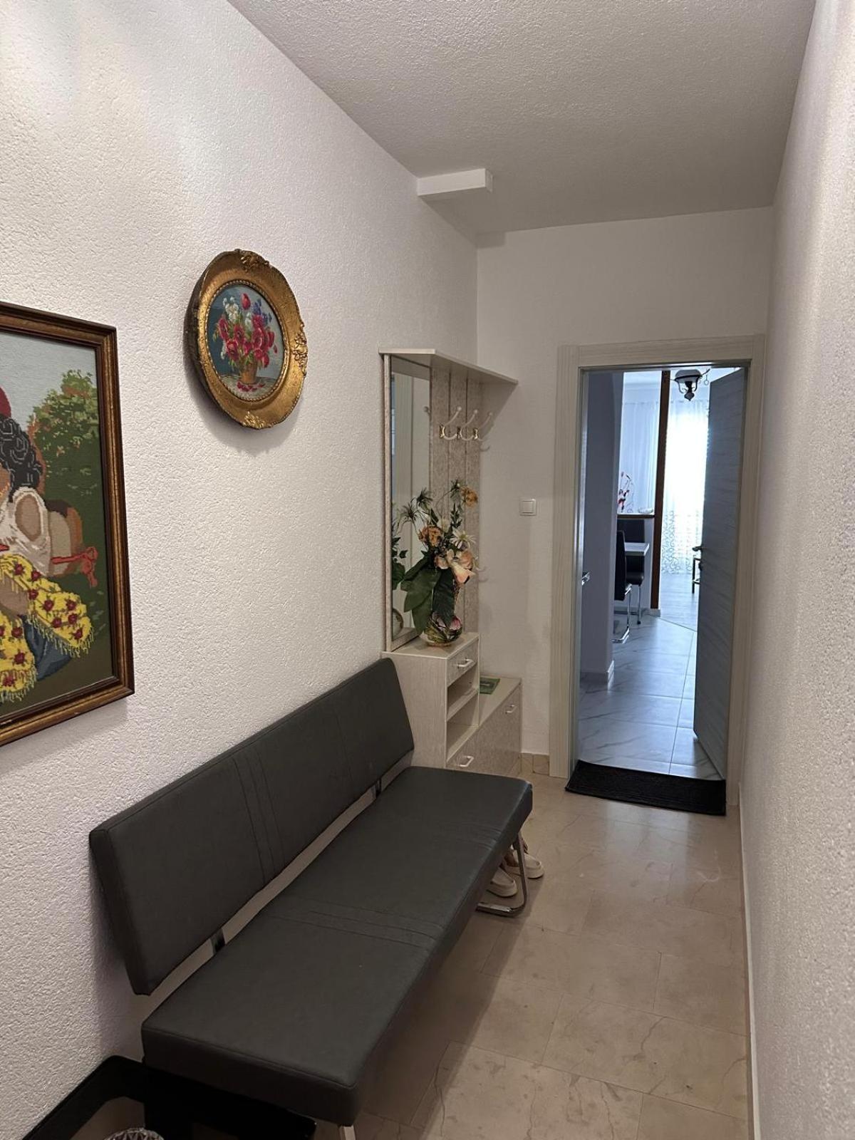 קרק Apartmani Djurda מראה חיצוני תמונה