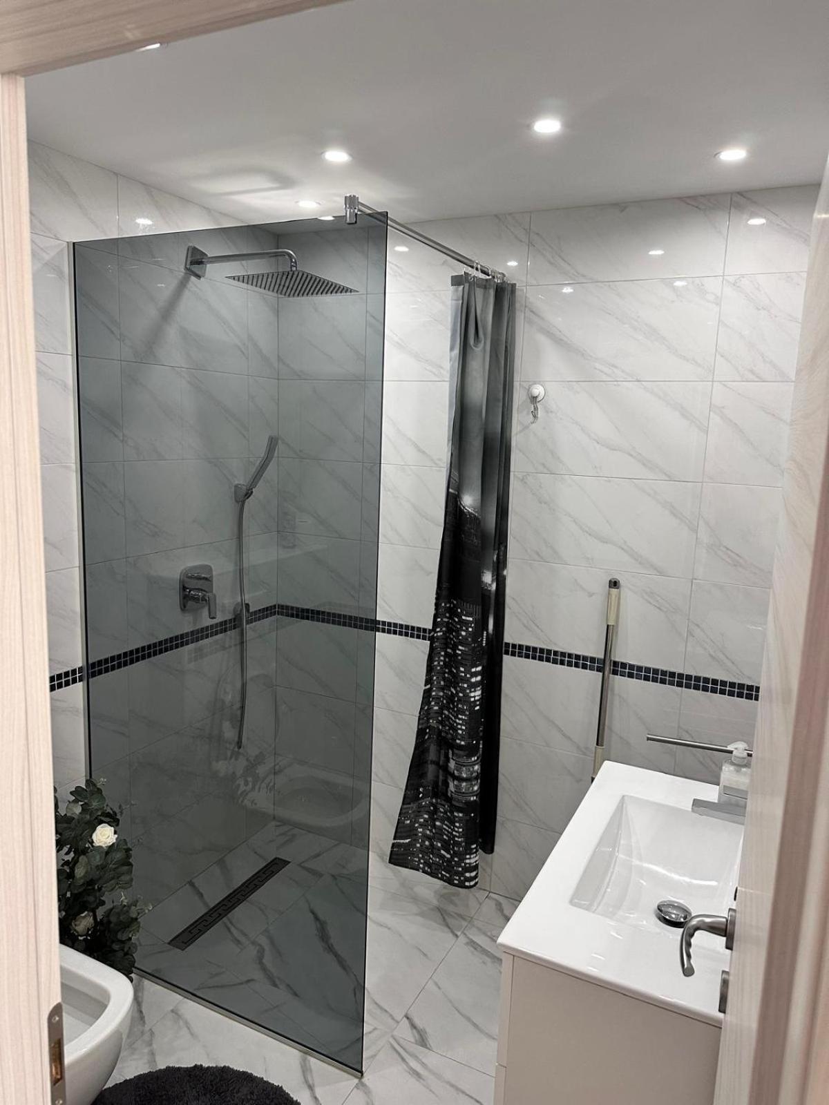 קרק Apartmani Djurda מראה חיצוני תמונה