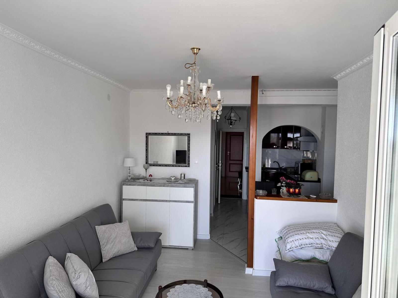 קרק Apartmani Djurda מראה חיצוני תמונה